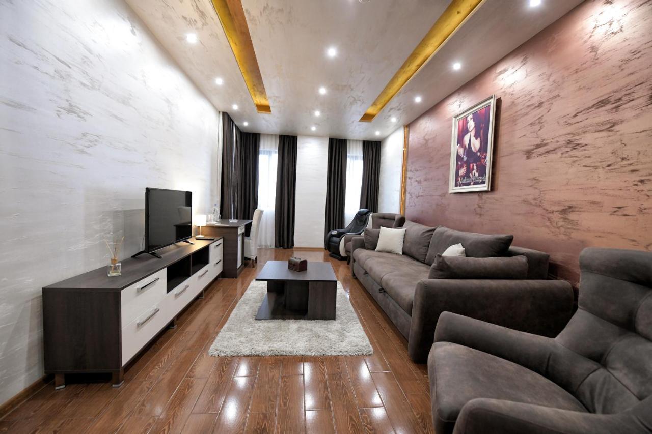 Garnet Hotel & Event Centar روما المظهر الخارجي الصورة
