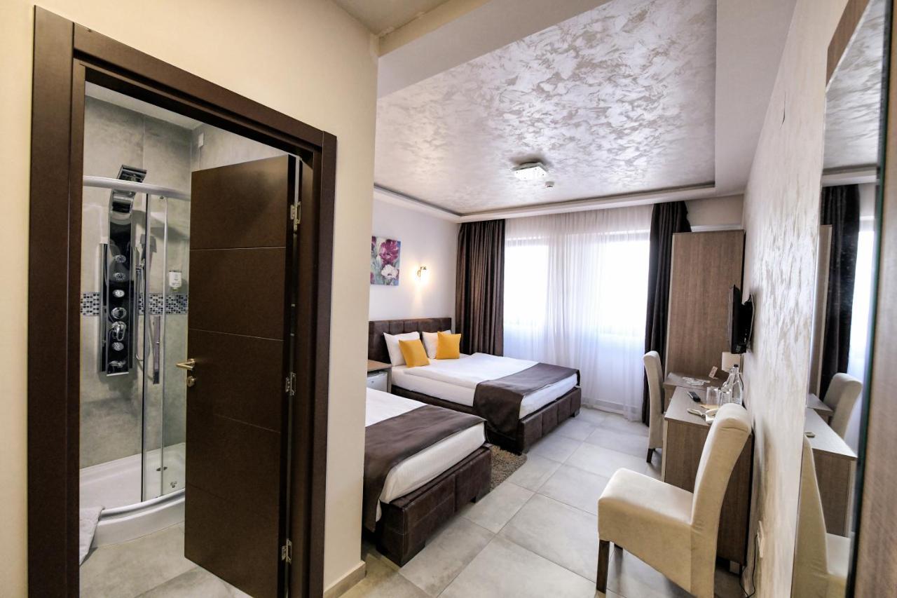 Garnet Hotel & Event Centar روما المظهر الخارجي الصورة